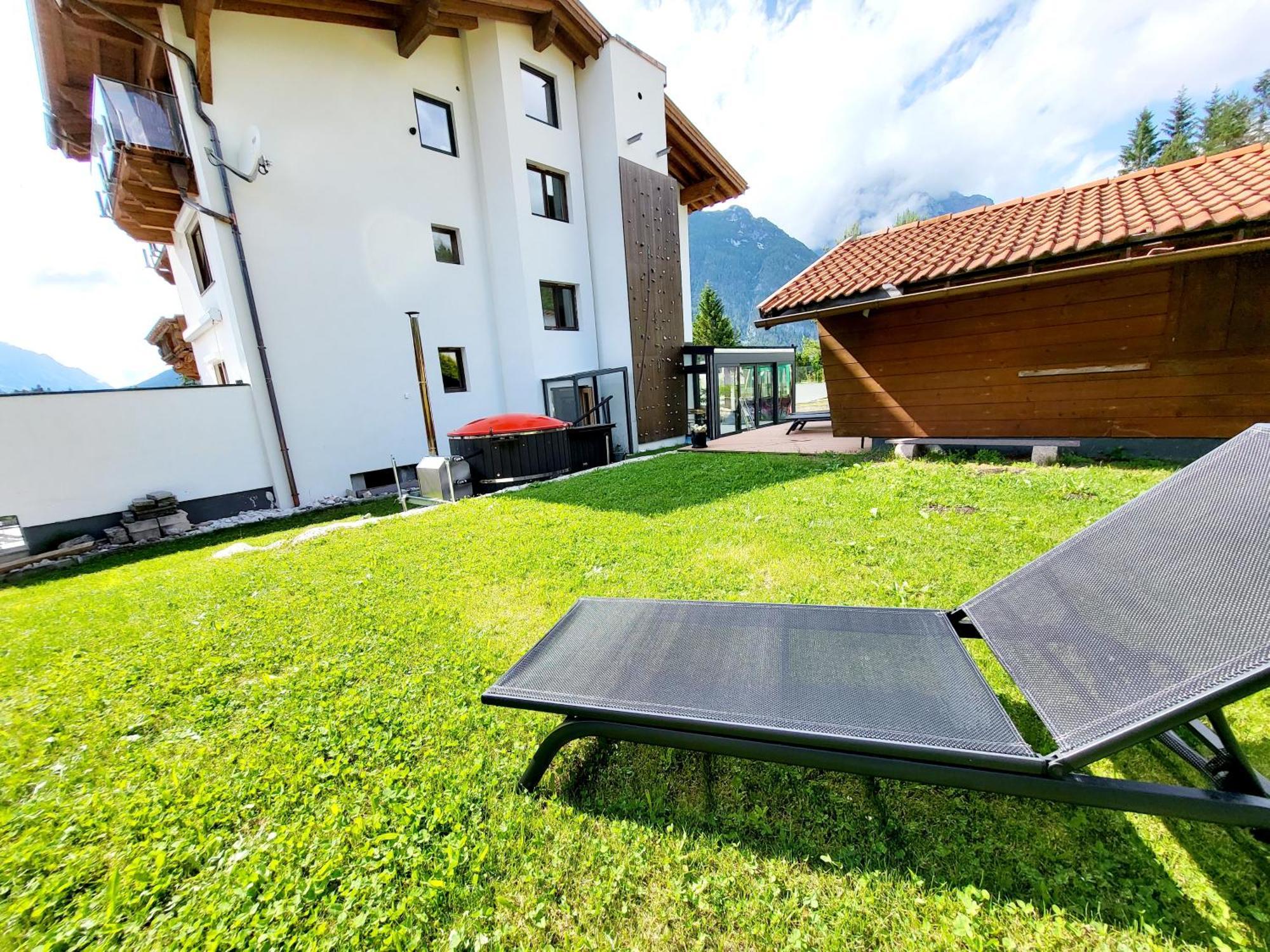 Schickster Sky Lodge Leutasch Exteriör bild