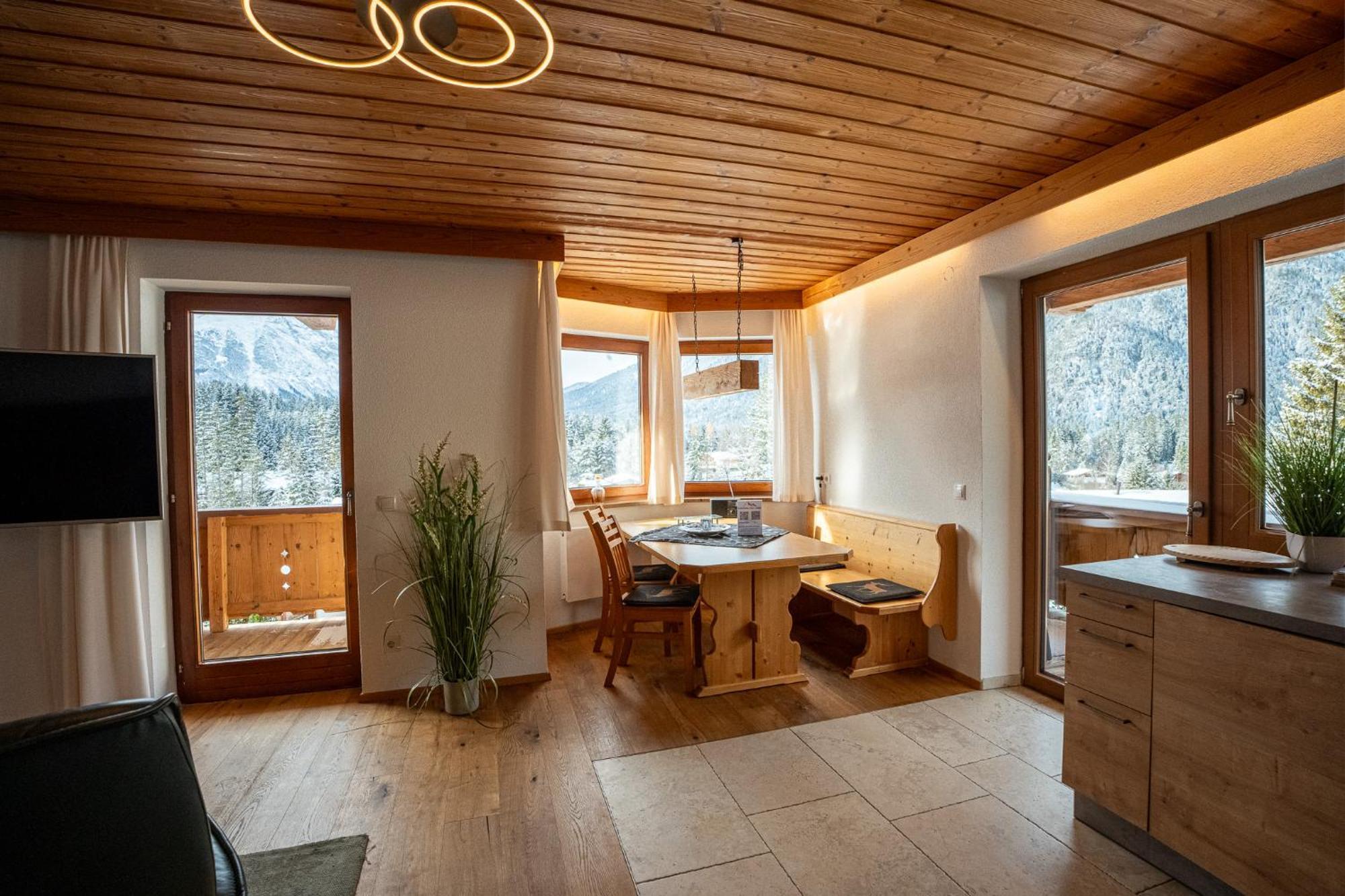Schickster Sky Lodge Leutasch Exteriör bild